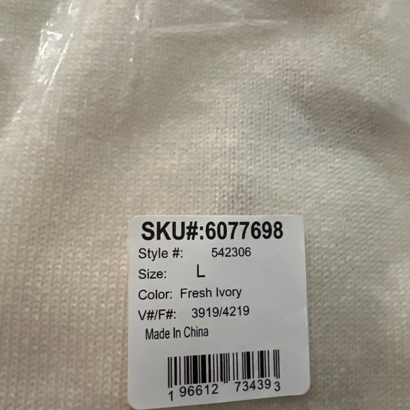 Women's Cashmere Funnel Neck Sweater - Fresh Ivory - Picture 13 of 13